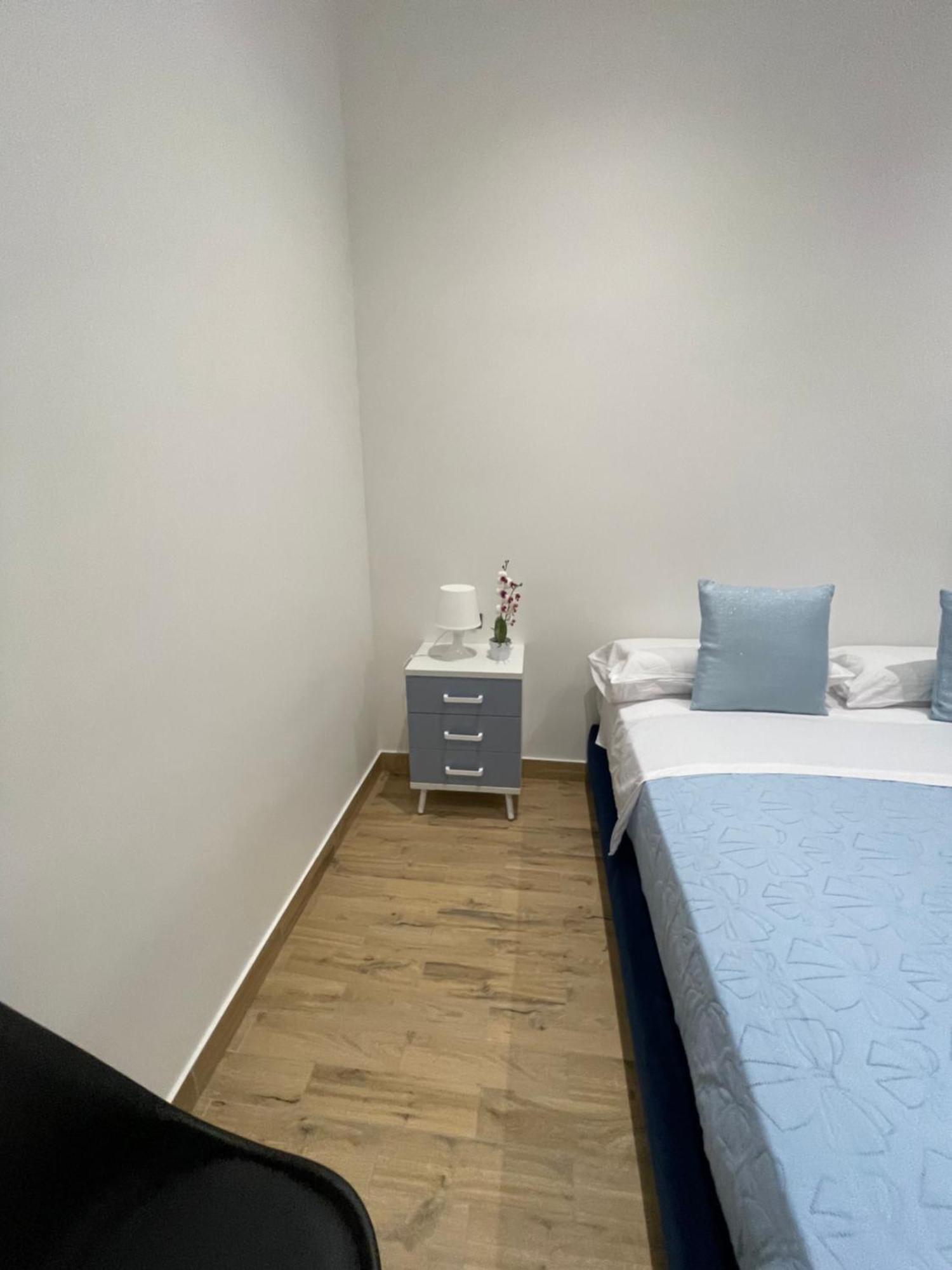 San Gennaro S Room เนเปิลส์ ภายนอก รูปภาพ