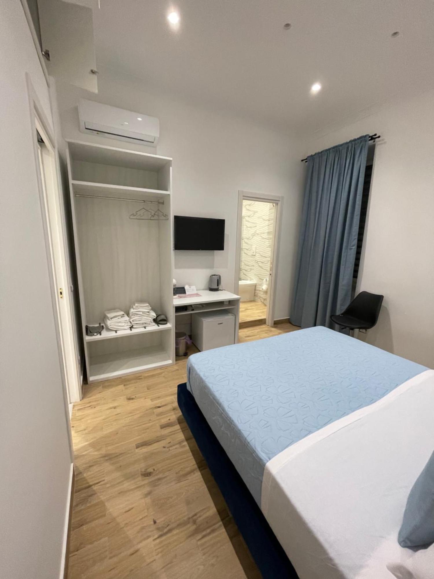 San Gennaro S Room เนเปิลส์ ภายนอก รูปภาพ